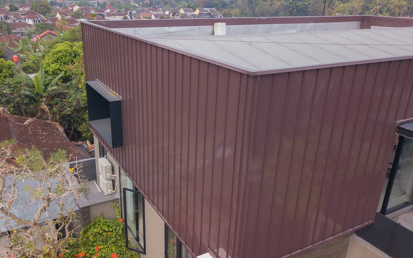 COLORBOND&reg; Bart Red Atap (1).jpg