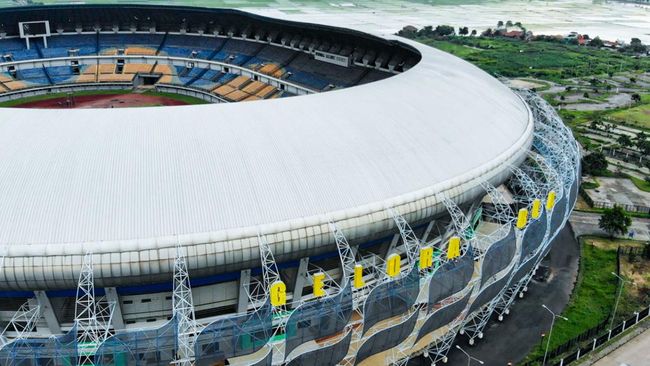 stadion-gelora-bandung-lautan-api-1_169.jpeg