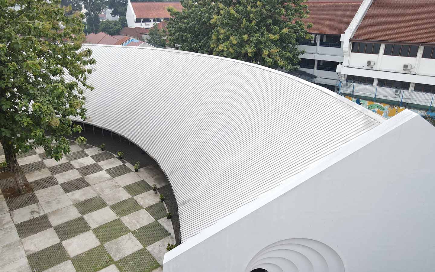 COLORBOND® Gull Grey Atap Baja Ringan Bogor Creative.jpg